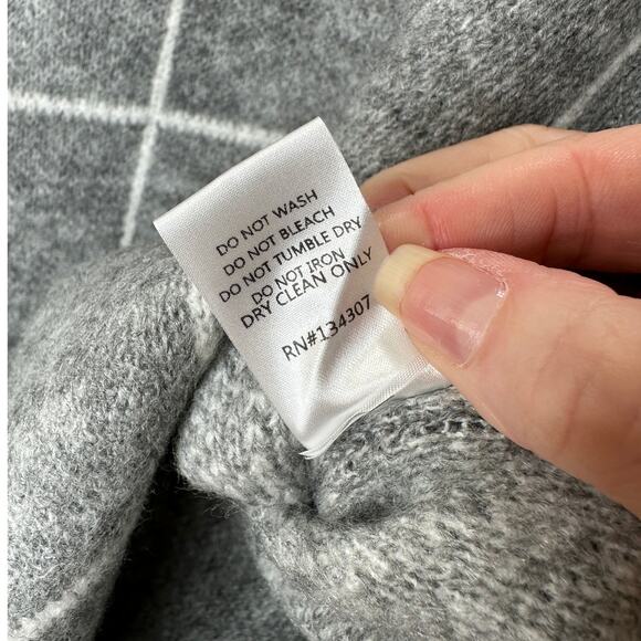 NWT Lumiere Gray & White Windowpane Cowl Neck Sweater S - Picture 10 of 14